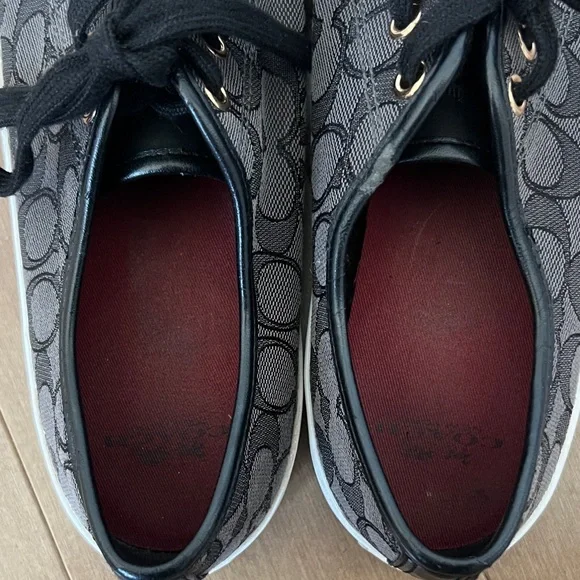 COACH “Empire” Black and White Sneakers - Picture 5 of 7